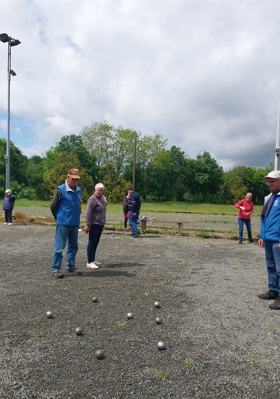 on attend la boule suivante