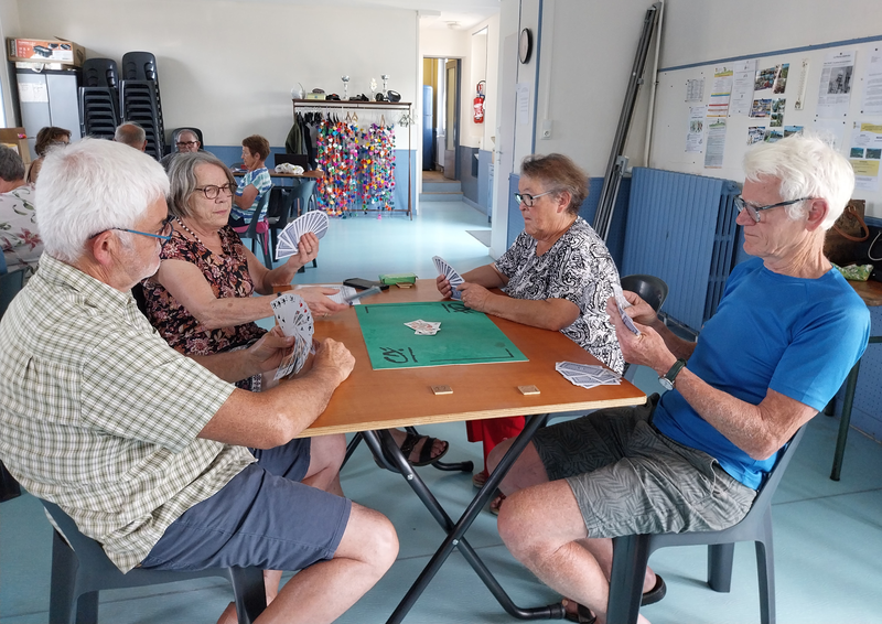 Sérieux à la table ...