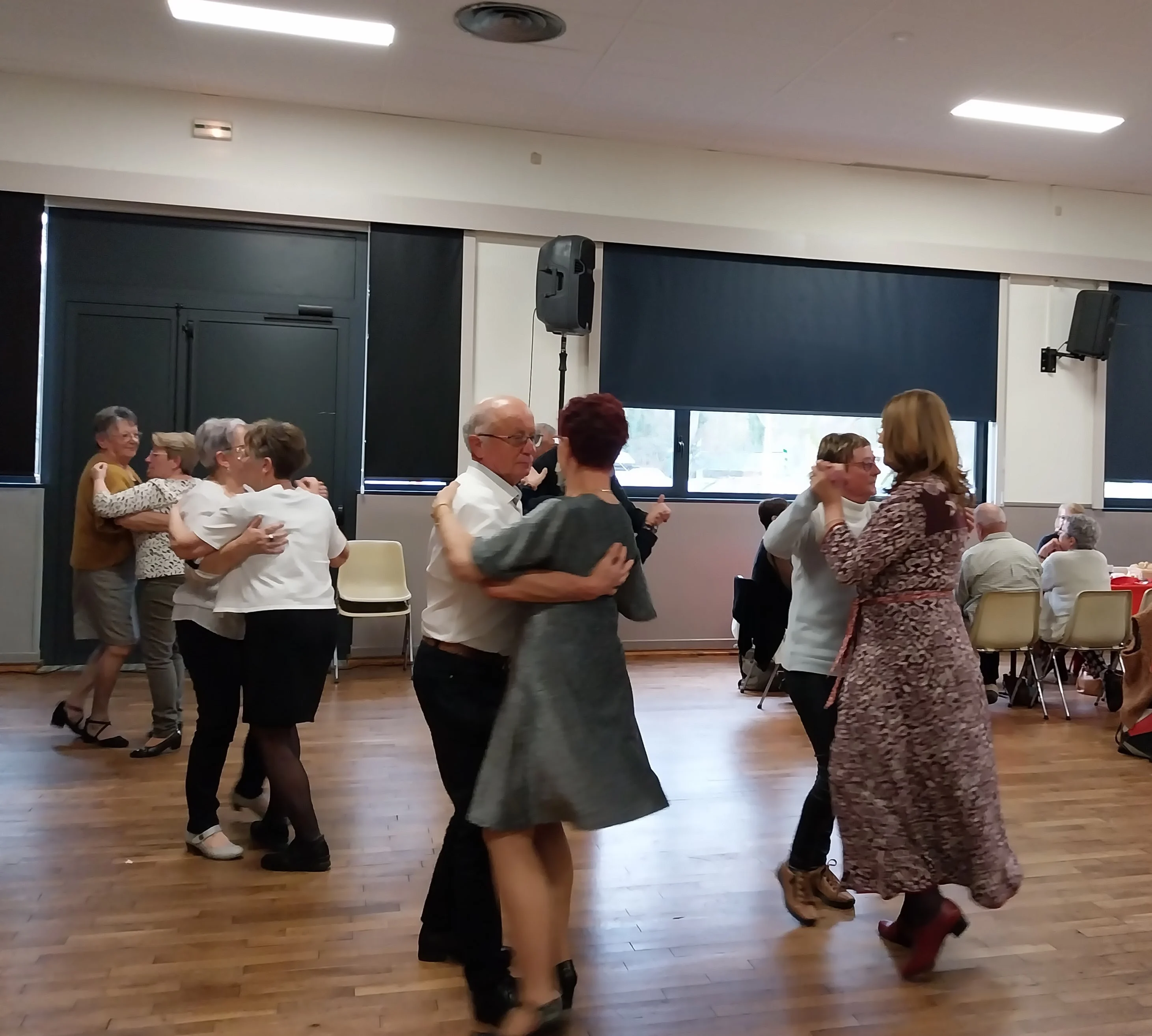 ALLEZ LES AMIS, UNE JOLIE VALSE