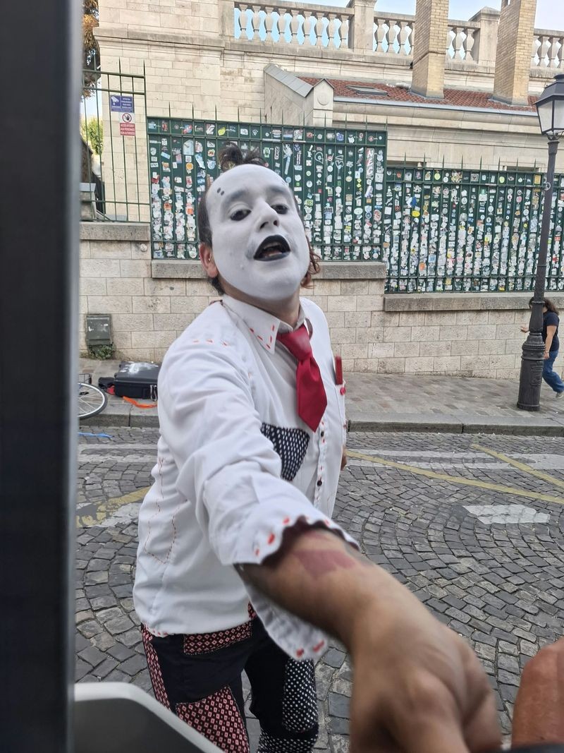 LE CLOWN DE MONTMARTRE