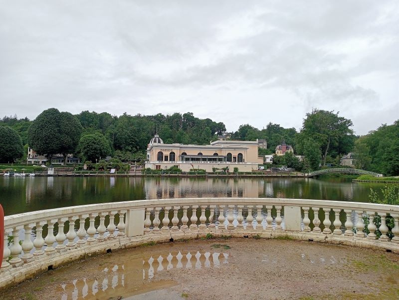 LE CASINO 