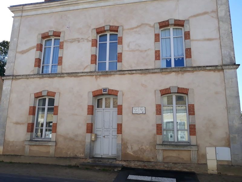 La maison ecole natale de l ecrivain catherine paysan