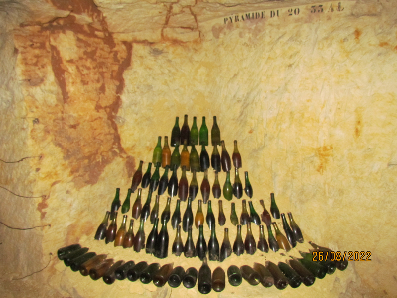 Pyramide de bouteilles