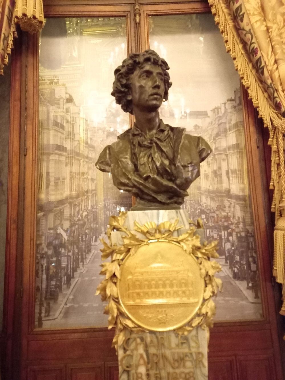 LES TRESORS DU PALAIS GARNIER