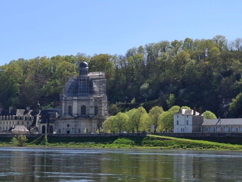 UNE AUTRE RIVE 